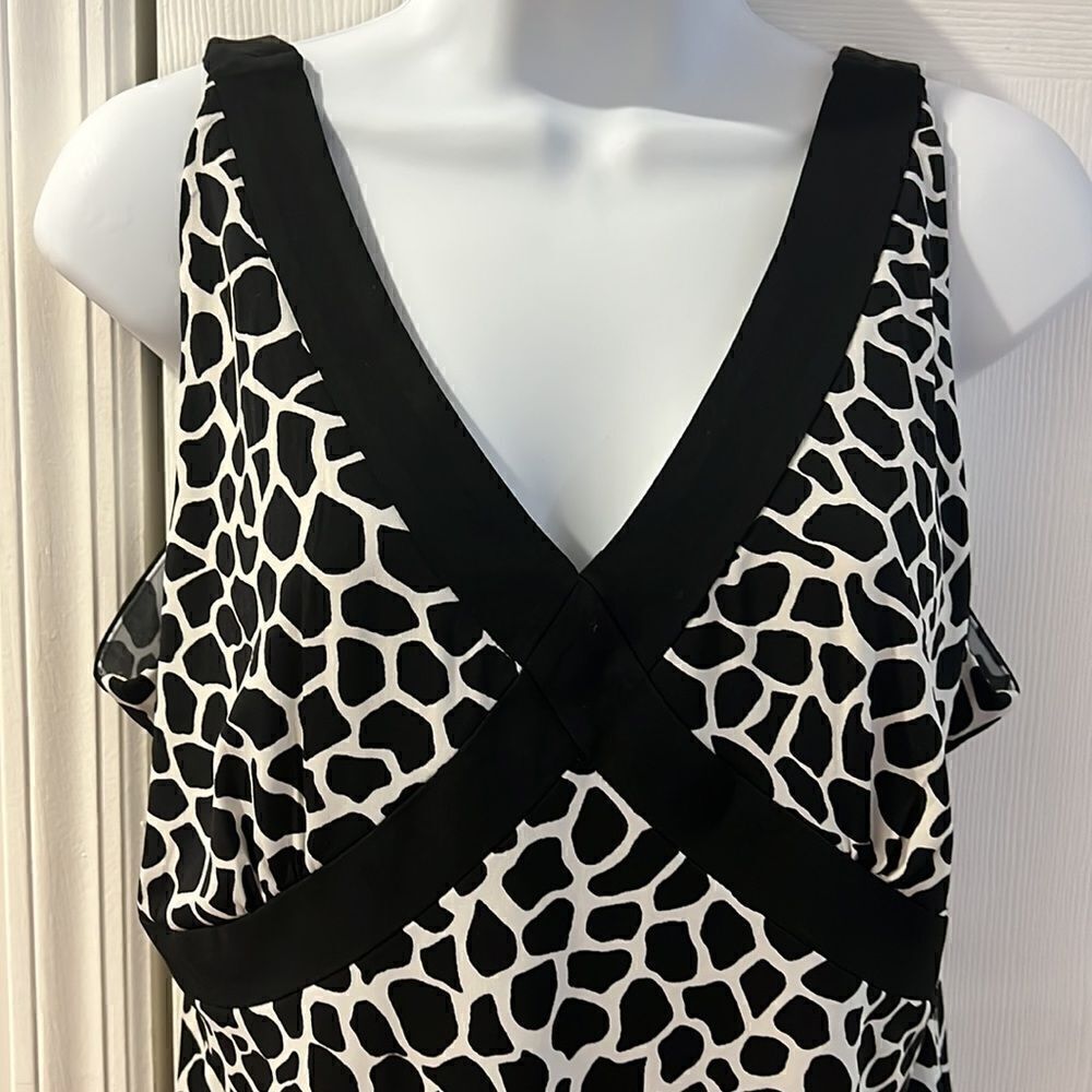 Tahari top size L‎ - Picture 2 of 6